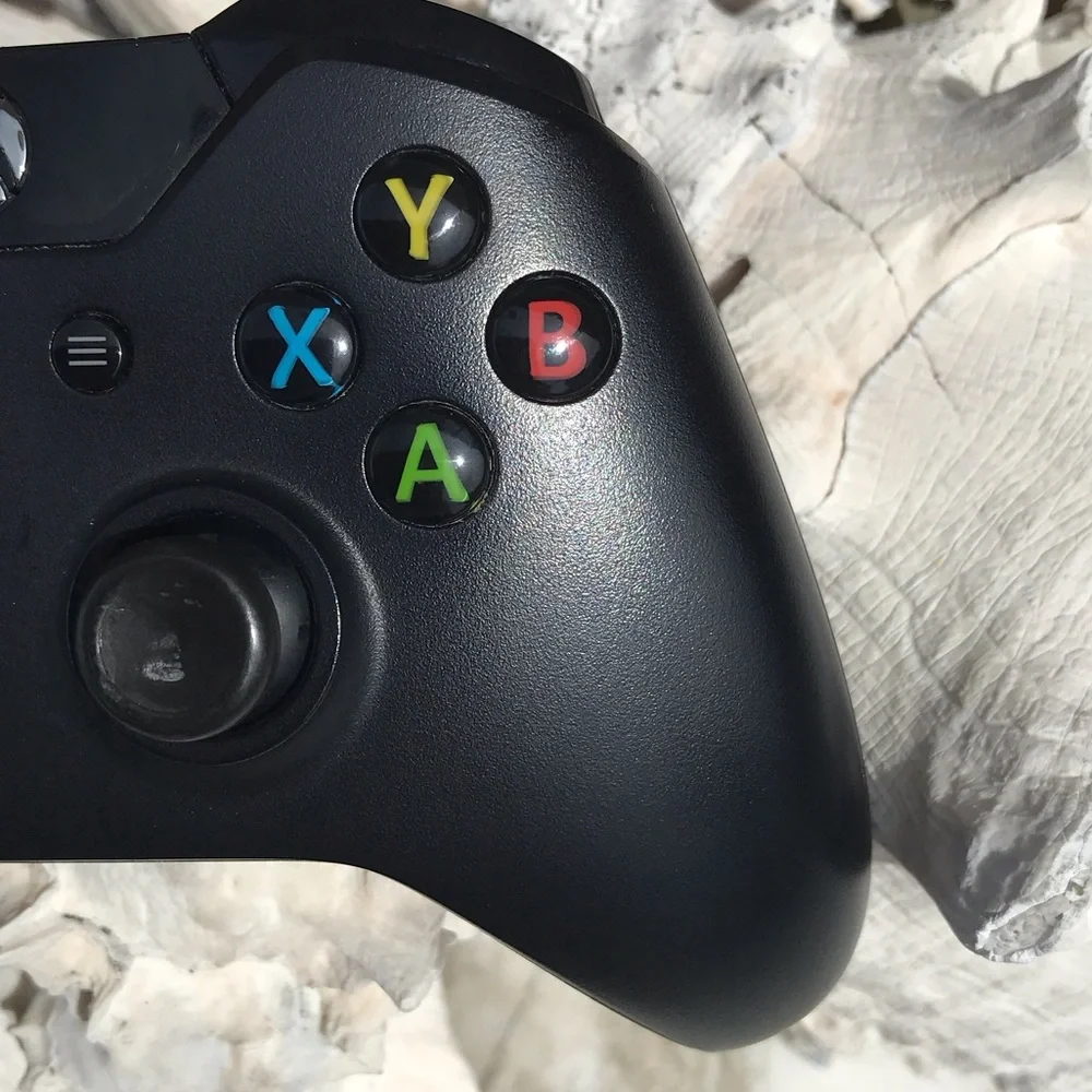 XBox One Black Wireless Gaming Controller without battery back